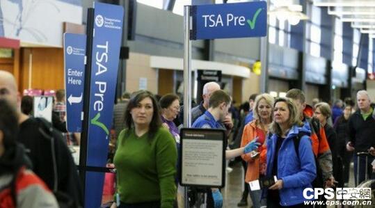 美国各大机场安保措施升级，力求不让恐怖分子有可乘之机